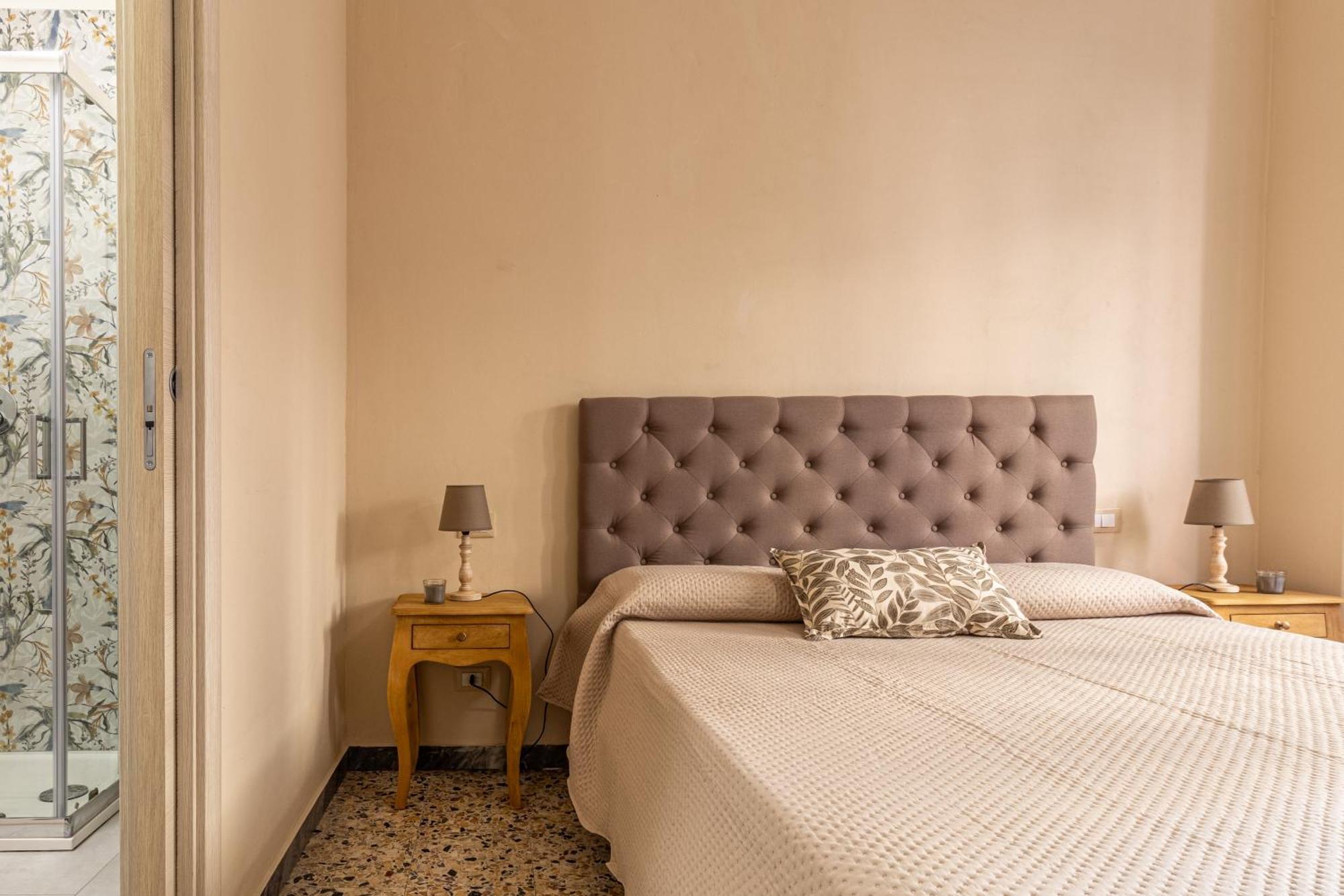 L'Erika In Citta Hotel Ливорно Екстериор снимка